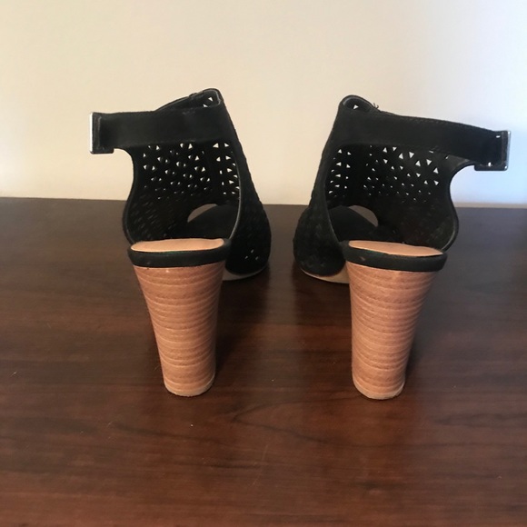 Black open toe backless heels - Picture 4 of 4